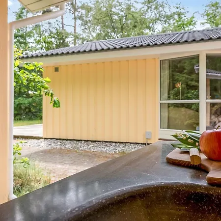 Ros - 350m From The Sea By Interhome *